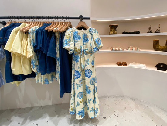 Shopping Tours with a Personal Stylist Spree with Me48