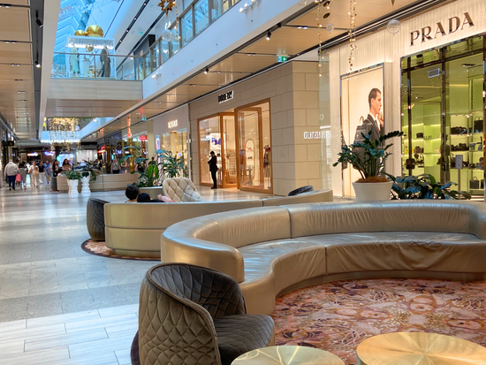 Shopping Tours with a Personal Stylist Spree with Me56