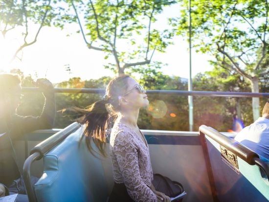 バルセロナ 乗り降り自由バス　チケット事前予約 ＜24時間または48時間チケット／日本語オーディオガイド＞