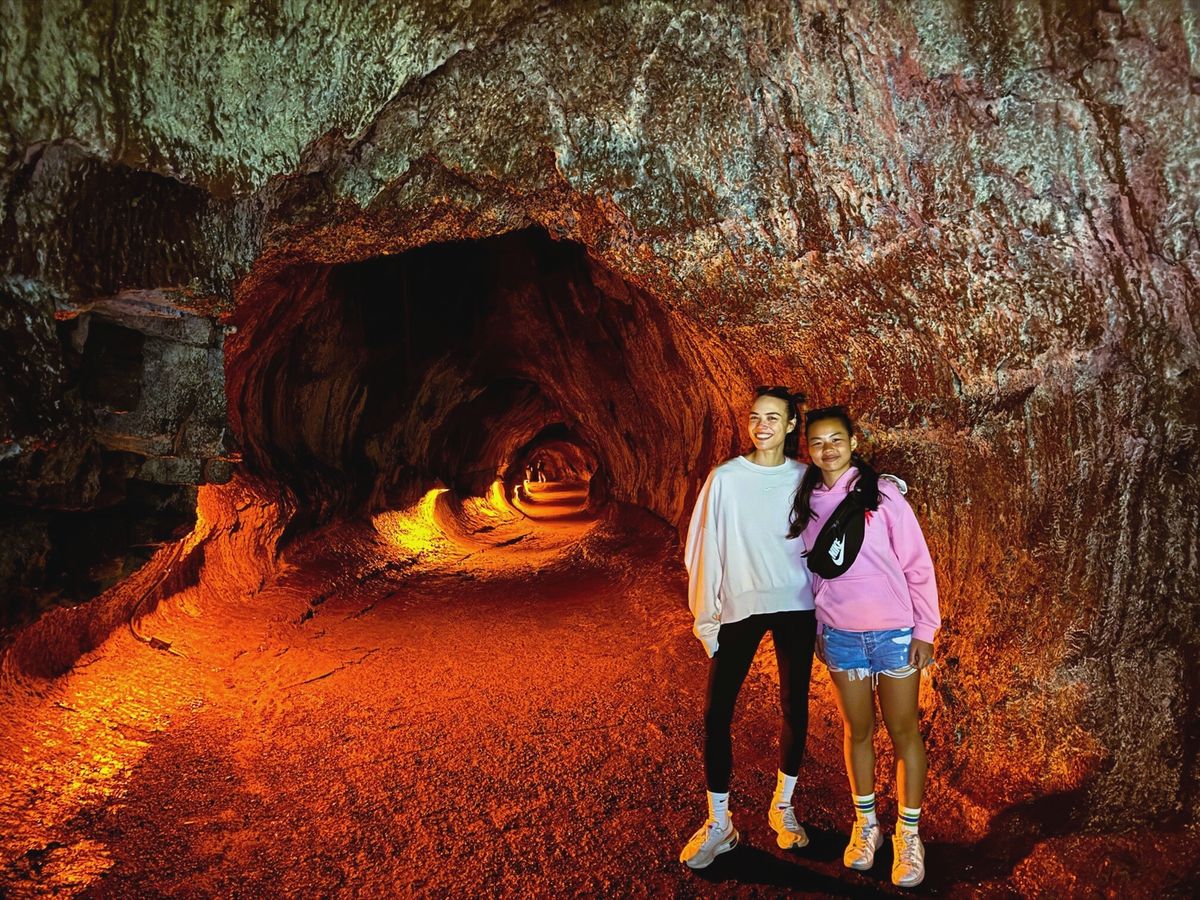 【特希少】ハローキティ　根付け　ハワイ　キラウエア火山 特希少】ハローキティ 根付け ハワイ キラウエア火山