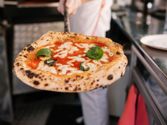 日本語ガイド貸切　フィレンツェ市内おすすめトラットリアで夕食＆夜の散策 ＜徒歩または公共交通機関利用＞ by Max Harvest