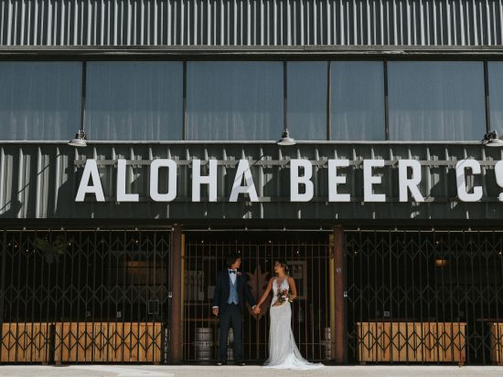 ハワイ　ビーチ＆タウンフォト　ビーチ、カフェ、ダウンタウンなど選べるロケーションパッケージ　（撮影・衣装・メイク）