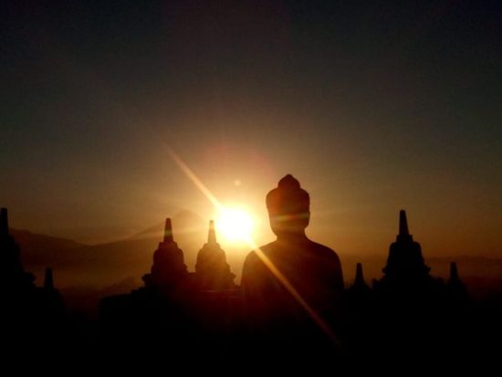 【プライベート】1日100名限定！世界遺産ボロブドゥール登頂＋朝日鑑賞＋朝食 早朝専用チャータープラン＜日本語 or 英語ドライバー／ジョグジャカルタ市内発＞ 