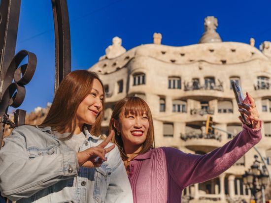 世界遺産カサ・ミラ（La Pedrera）日時指定入場チケット事前予約 ＜日本語オーディオガイド付き＞*当日予約OK