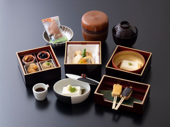 いっぷく亭にておこしバス特別メニュー「錦秋御膳」