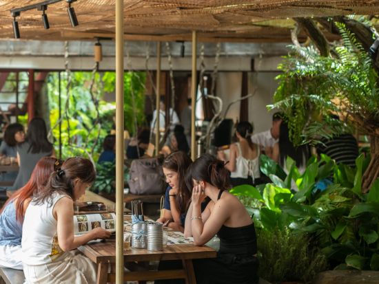 マンモイ・タオディエン店　食事券＆事前予約サービス　ミシュランガイドビブグルマンのベトナム家庭料理＜ランチ／ディナー／送迎オプションあり＞