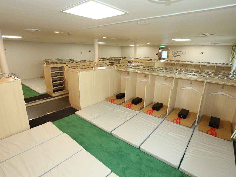 名瀬→鹿児島】マルエーフェリー片道2等チケット 名瀬港（奄美大島