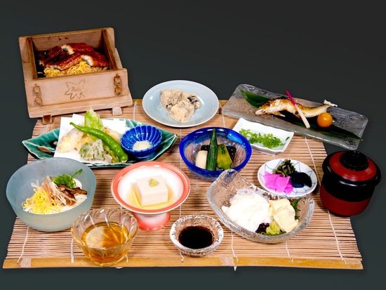 G8D11_2cf1971c-338f-42c1-86f3-e9