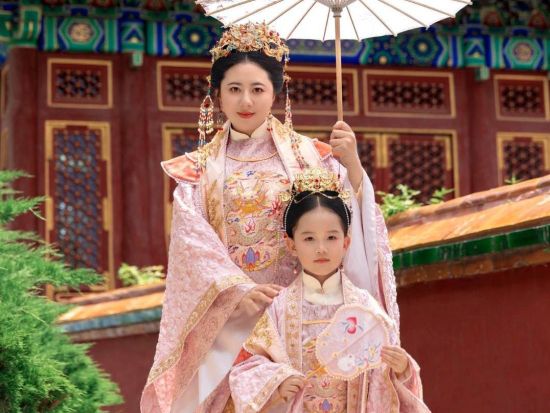 故宮博物院入場チケット＋ヘアメイク＆衣装レンタル！男性や子供用の衣装もご用意＜1日／北京市内＞