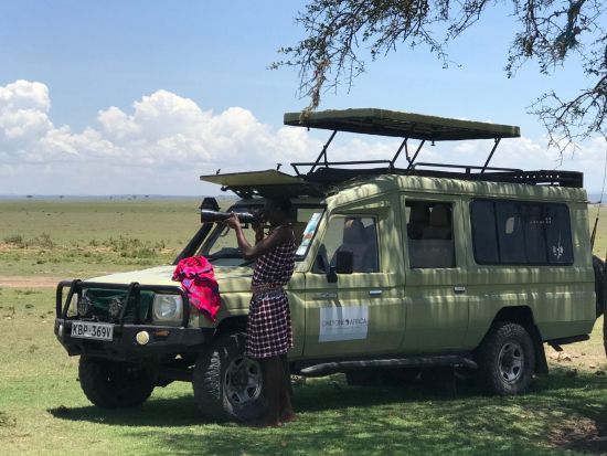 【ナイロビ発着 2泊3日】アンボセリ国立公園サファリツアー ゲームドライブ3回＜日本語／混載／空港または市内発着＞