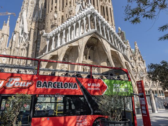 バルセロナ 乗り降り自由オープントップバス　チケット事前予約 ＜日本語オーディオガイドサービス（アプリ）あり＞*前日まで予約OK