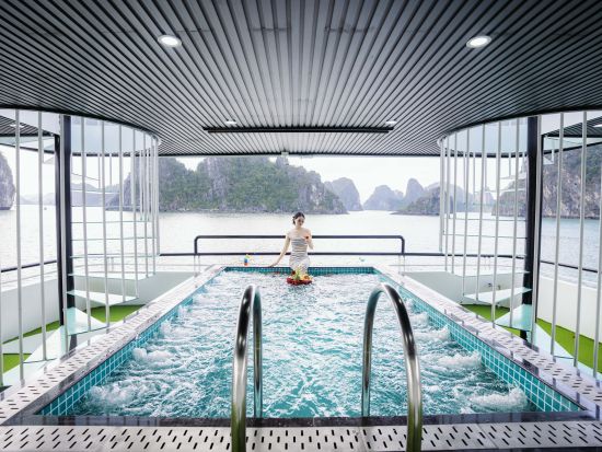 【プレミアム】世界遺産ハロン湾日帰りツアー　5つ星船＆リムジン利用！洞窟見学＋ティートップ島＋カヤック＜6時間クルーズ／英語・日本語／ビュッフェ／空港送迎可＞