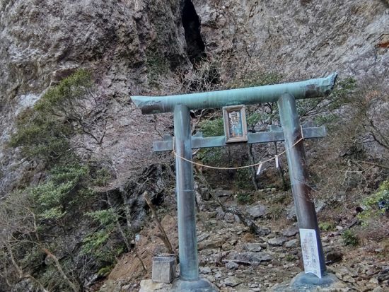 白嶽＆金田城ハイキングツアー 霊峰と古代山城をめぐる絶景と歴史探訪＜対馬／初心者歓迎／1日＞