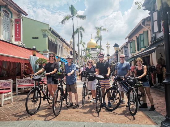 Let_s Go Bike Tour - Historical Singapore