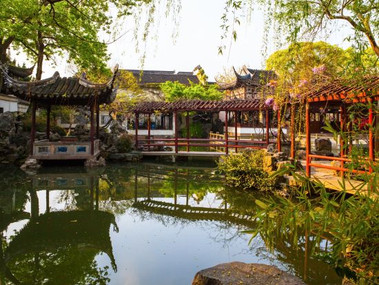 選べる2コース！周荘のみ or 蘇州＆周荘日帰り観光ツアー　クリーク遊覧で江南水郷の魅力を満喫＜日本語ガイド／上海発着＞by H.I.S.