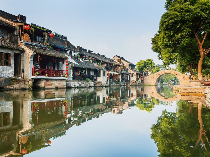 China_Xitang_Ancient water town_shutterstock_284499242