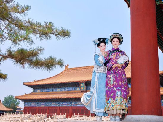 故宮博物院入場チケット＋ヘアメイク＆衣装レンタル！男性や子供用の衣装もご用意＜1日／北京市内＞