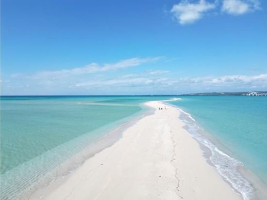 ユニの浜ドローン撮影ツアー！ボートで５分！当日予約OK！◎＜約60分／宮古島＞