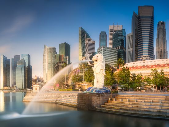 Singapore_Skyline_shutterstock_793744309