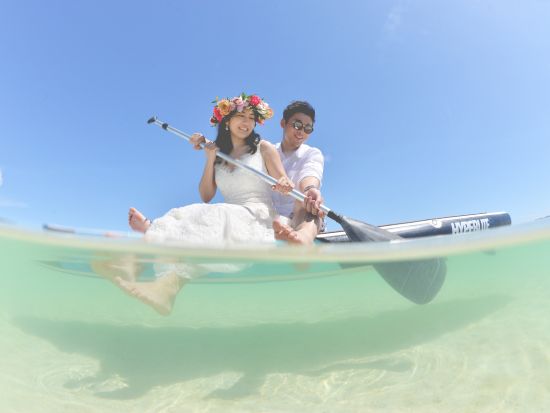 【キャプテンブルース・サンドバーツアーご予約の方限定】カジュアルフォトまたはウェディングフォト　ツアーにカメラマンが同行しサンドバーで撮影！＜貸切／20カット＞