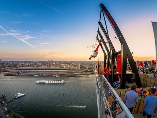 Credits Martijn Kort - Over The Edge