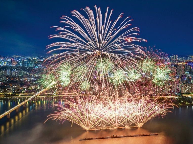9月27日限定】ソウル世界花火大会観覧ツアー 汝矣島漢江公園での