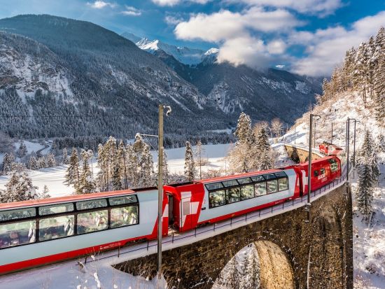 スイストラベルパス 事前予約　鉄道、バスが乗り放題！ 