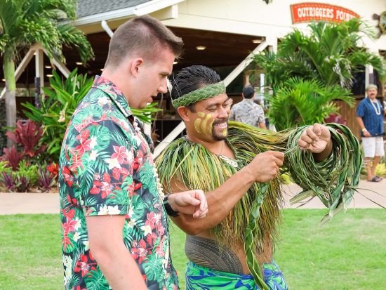Aloha_Kai_Luau_Coconut_Frond