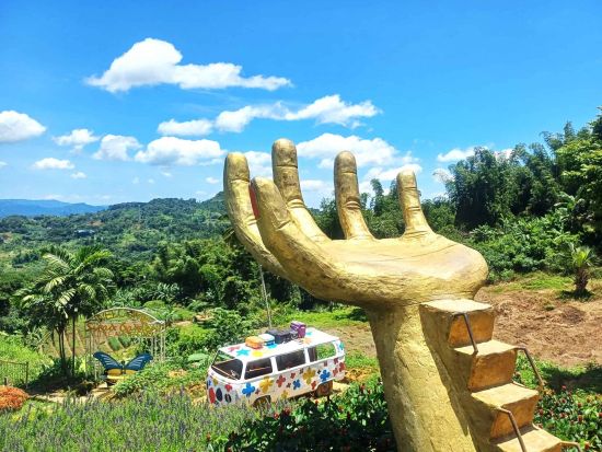 【貸切チャーター】セブ市内・トップス展望台やシラオガーデンなどの山側ブサイエリアの郊外も追加料金なしで自由に観光！＜1～8名／8～12時間／日本語ガイド＞