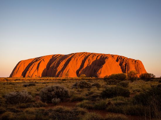 136309-35_Majestic Uluru_Tourism NT_Kate Flowers