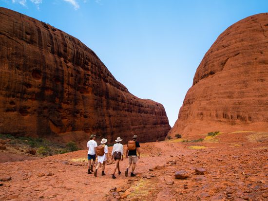 134436-35_Friends Exploring Kata Tjuta_Tourism NT_TheSalty Travellers