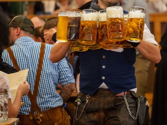 Germany_Munich_Oktoberfest_shutterstock_1258328479