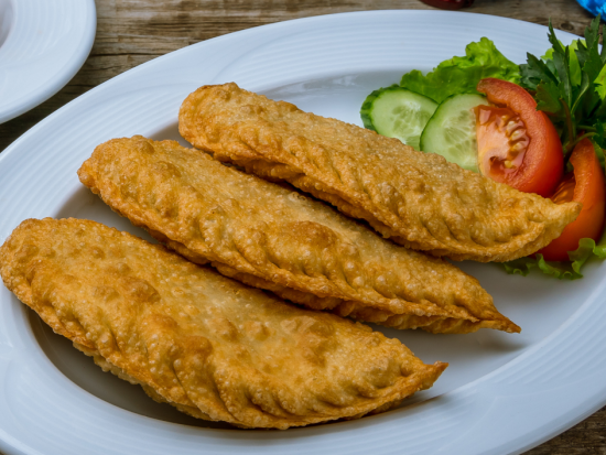 【夏季限定】民族舞踊ショー＋往復送迎！夕食が付いたお得なプランあり＜日本語ガイド追加可能／ウランバートル発＞