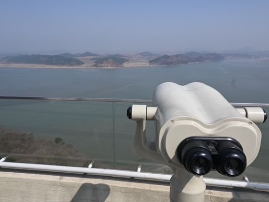 【早朝到着日プラン】仁川空港早朝便向け 北朝鮮が見えるスターバックス(エギボン平和生態公園)＋チムジルバン休憩　＜貸切／ソウル市内お送り／韓国語ドライバー＞