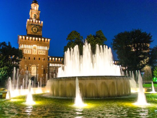 地元トラットリア・ピッツェリアの夕食＆ナイトウォーク 日本語ガイドツアー by Max Harvest