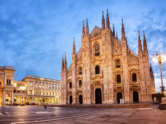 Italy_Milan_Cathedral_shutterstock_329442749