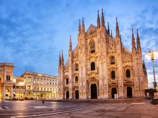 地元トラットリア・ピッツェリアの夕食＆ナイトウォーク 日本語ガイドツアー by Max Harvest