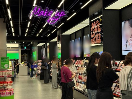 200014166_base_17556690147271