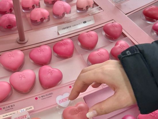 200014166_base_17556514147680