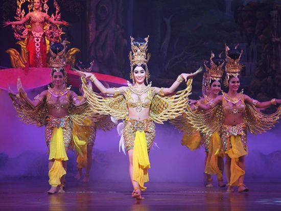 パタヤ必見の豪華ステージ！アルカザール・キャバレーショー（Alcazar Cabaret Show）事前予約サービス＜VIP席＞＊即予約確定