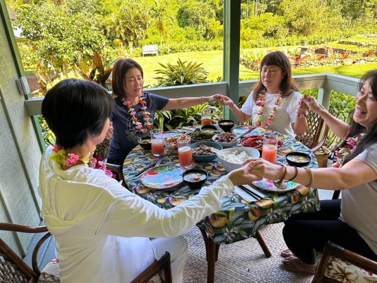 ハワイ島　アンティ・ナニのスピリチュアル・ハワイアンガーデンツアー　魂と対話する癒しの場所＜8時間／日本語・英語＞