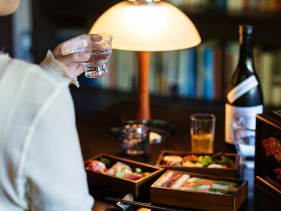 【徳島】登録有形文化財・旧樫野家住宅で珍しい「つまもの」採取体験と庭園散策 二十四節気料理をランチで堪能！＜ランチ付 / 午前半日＞