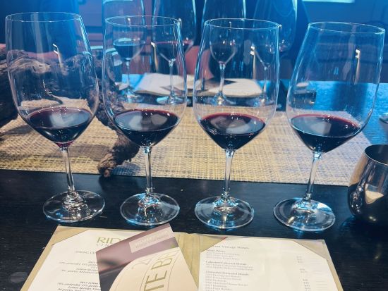 ソノマバレーワイナリーツアー　日本語ソムリエガイド同行！厳選ワイナリー3軒を巡る＜貸切／最大9名／サンフランシスコまたはソノマ発＞