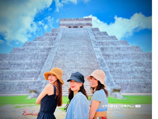 グランセノーテ＋チチェン・イッツァ＋セノーテイキル＋ピンクレイク又はバジャドリード観光　カンクン4大観光地1日周遊ツアー＜日本人ガイド／昼食・送迎付き＞