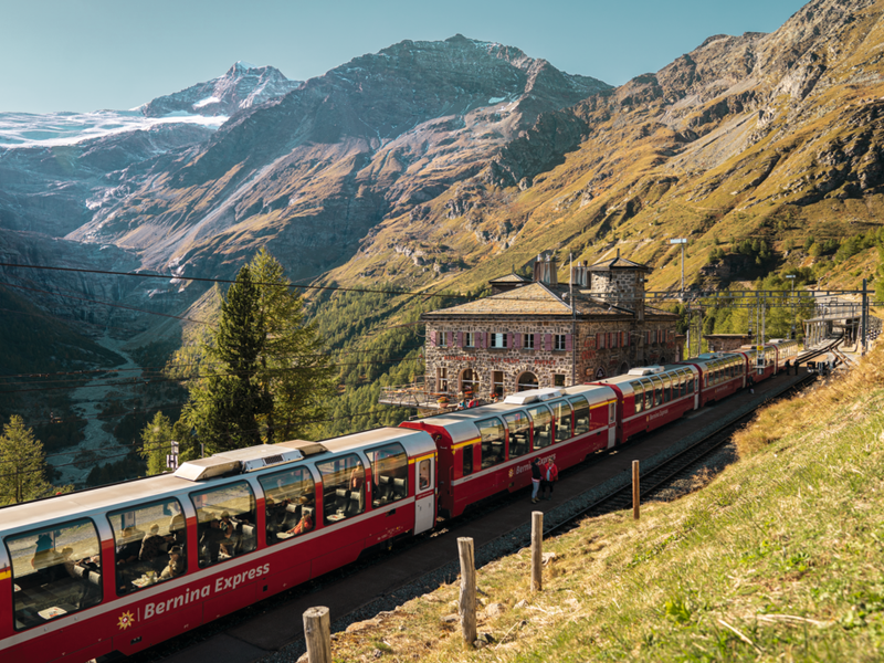 ST_3x2_Alp-Gruem-Bernina-Express_54059