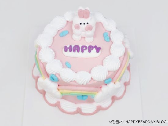 「ハッピーベアデ―」のデコレーションケーキ予約代行サービス　推し活・誕生日・記念日に最適なカラフルで可愛いケーキ＜3種類から選べる／ロッテデパート明洞本店＞