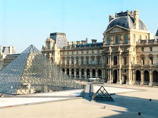 EXCEED_louvre-Schapelle_02