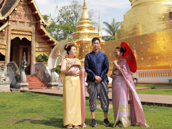 チェンマイ衣装レンタル＆フォトツアー　タイ伝統衣装で街歩き＆フォトスポット＆カフェ巡り＜午前発／英語ガイド＞