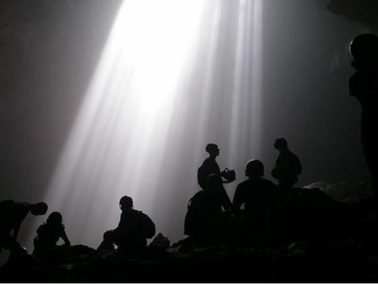 ジョンブラン洞窟探検！神秘の光と地下水脈を巡るミステリアスな旅＜ホテル送迎／ランチ＞