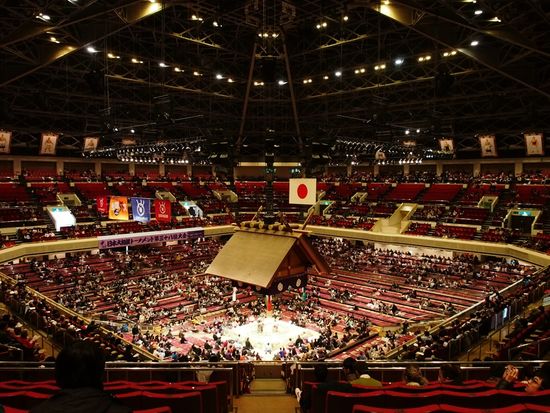 国技館中02-scaled